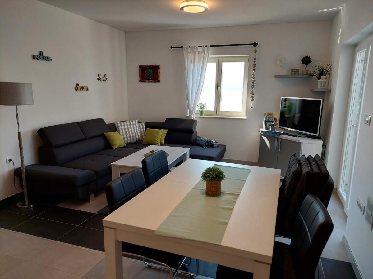 Gavza Sky View Apartment Cres Exteriör bild