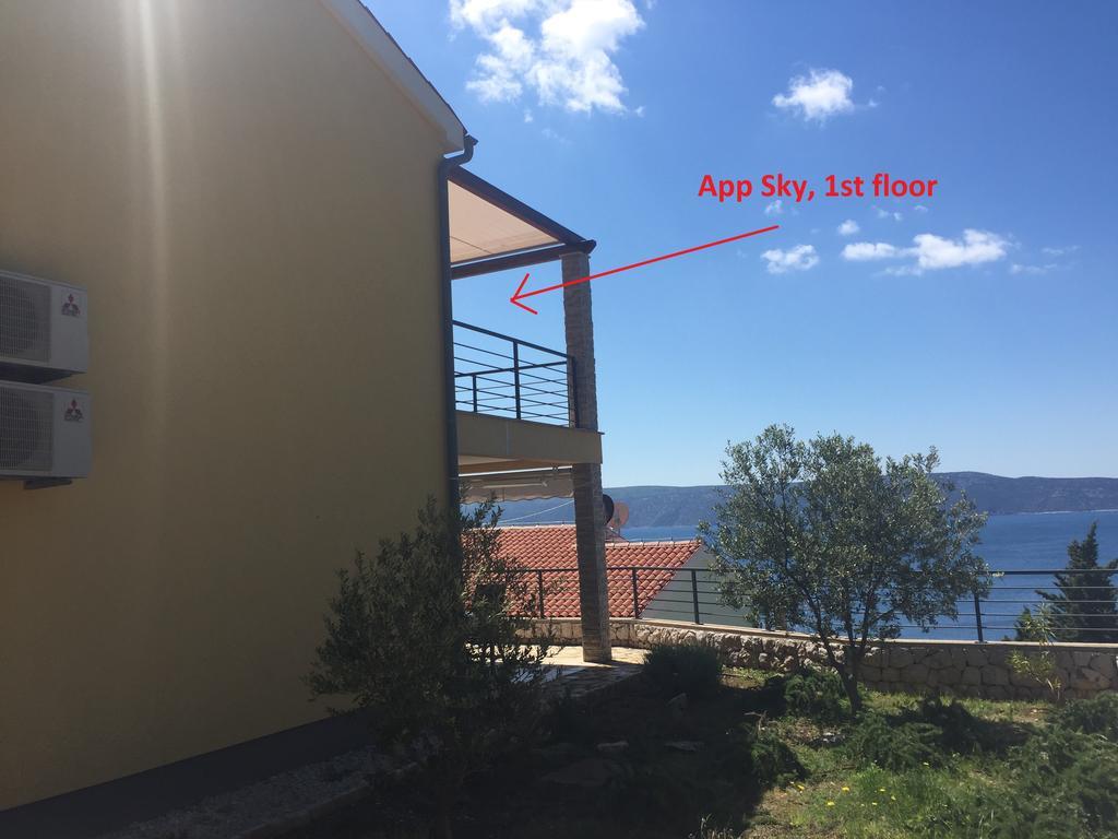 Gavza Sky View Apartment Cres Exteriör bild